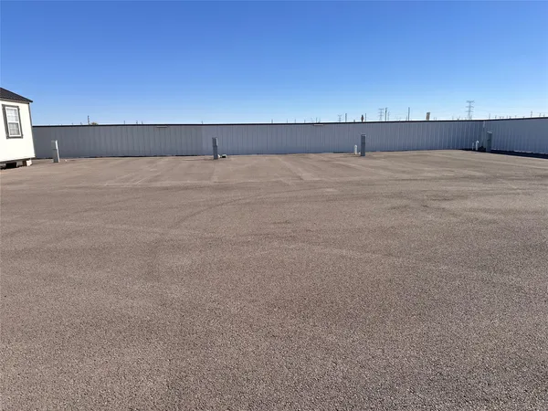 $1,000 | 3306 East County Road 172, Unit J, Midland, TX 79706