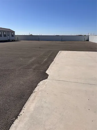 $1,000 | 3306 East County Road 172, Unit J, Midland, TX 79706