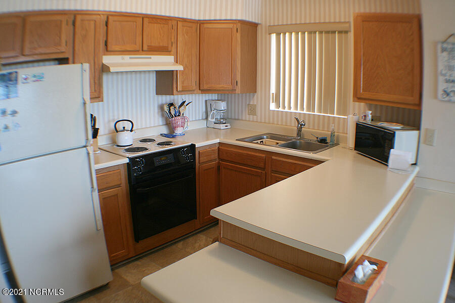 1840 New River Inlet Road, Unit 2201 North Topsail Beach, NC 28460 - Photo 31 of 77 IMG_7328