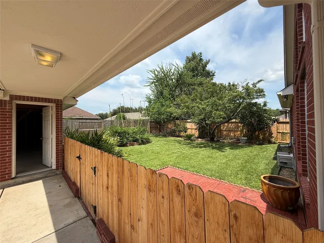 $379,900 | 9102 Memorial Hills Drive, Spring, TX 77379