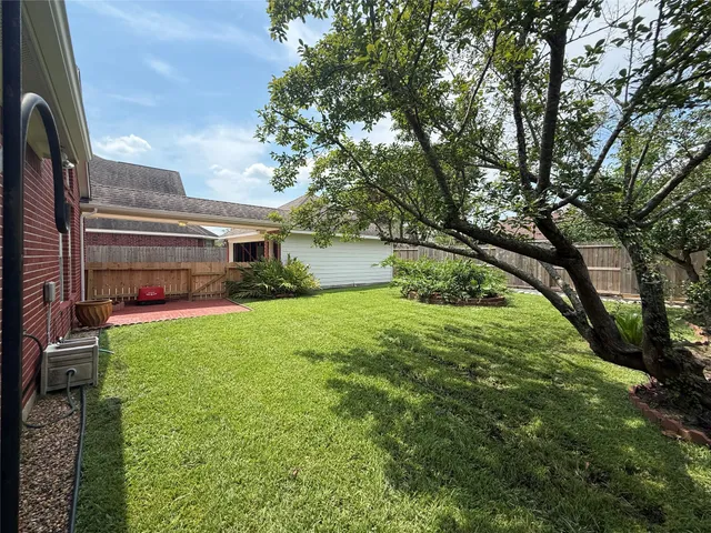 $379,900 | 9102 Memorial Hills Drive, Spring, TX 77379