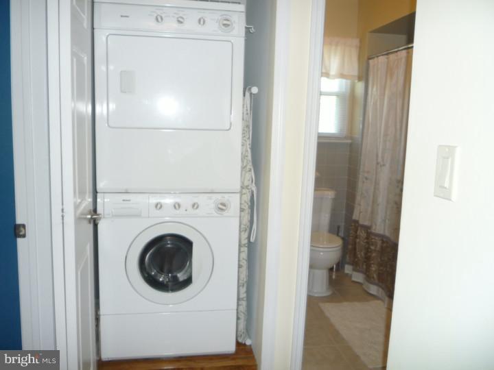 105 Pebble Road East Windsor, NJ 08520 - Photo 16 of 25 Laundry Room