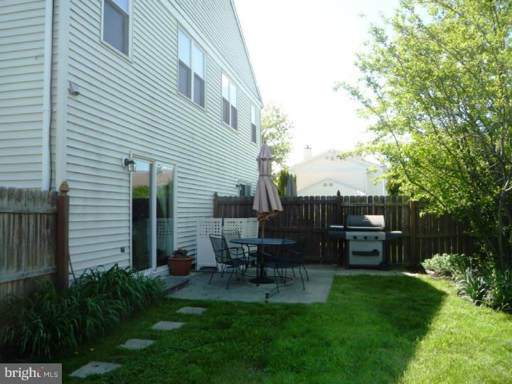 105 Pebble Road East Windsor, NJ 08520 - Photo 17 of 25 Exterior Back