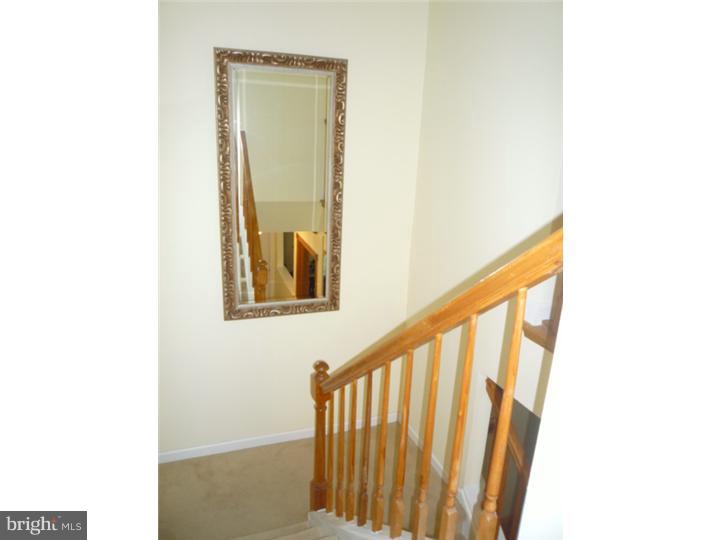 105 Pebble Road East Windsor, NJ 08520 - Photo 9 of 25 View