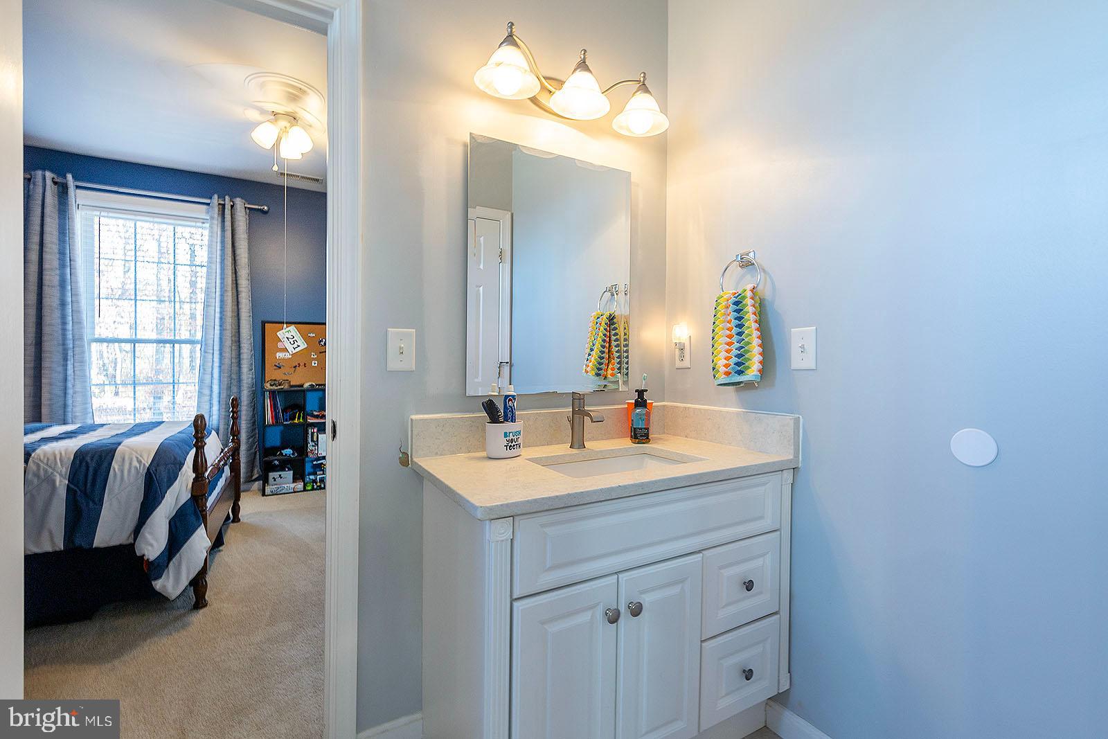 141 Old Baltimore Road Winchester, VA 22603 - Photo 53 of 87 Jack & Jill bathroom