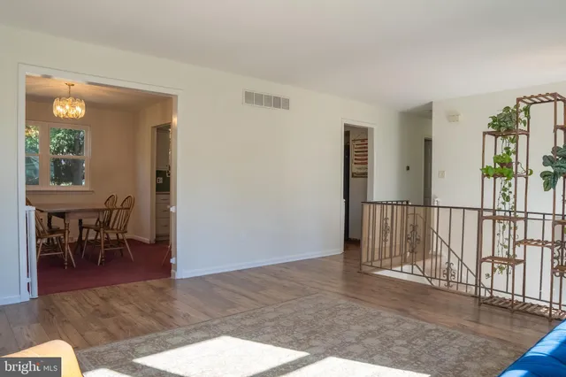 a view of entryway and dining room