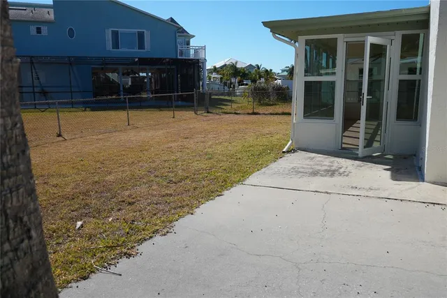 $298,000 | 7602 Yachtsman Drive, Hudson, FL 34667