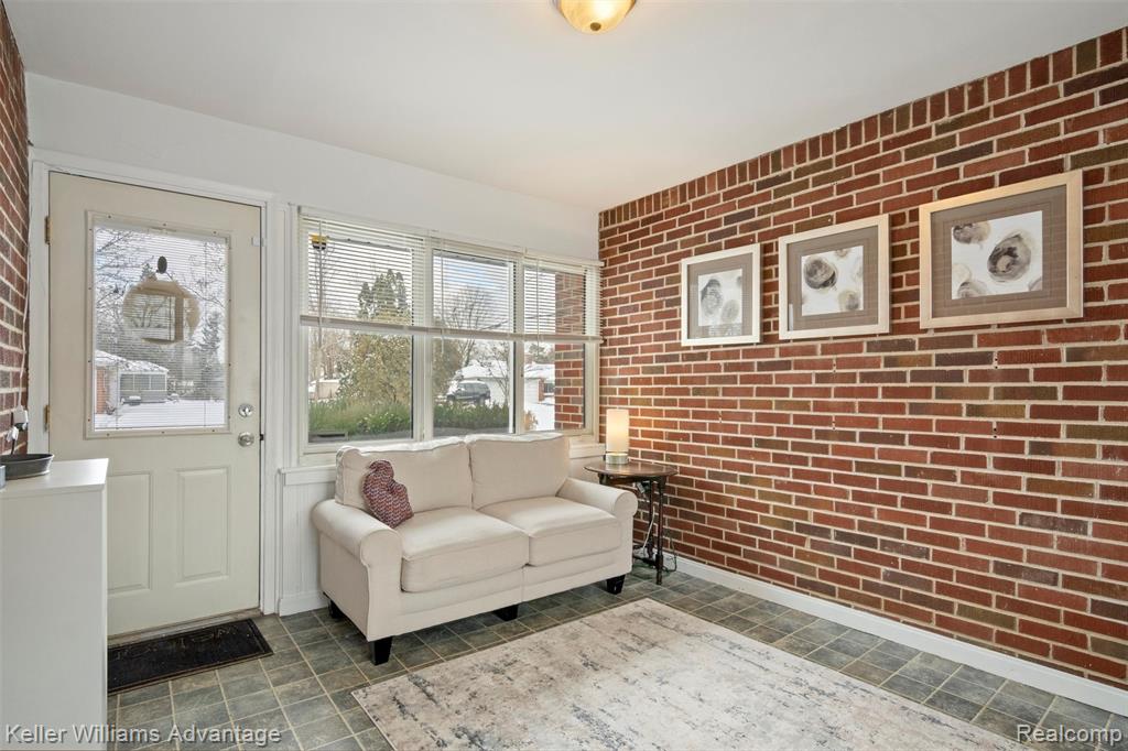 26709 Five Mile Road Redford, MI 48239 - Photo 17 of 55 Gallery Image 17