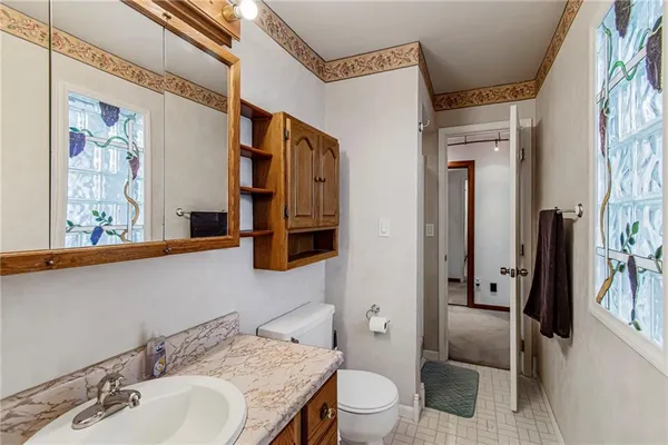 $255,900 | 6 West 15th Street, Carrollton, MO 64633