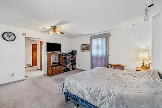 $269,900 | 6 West 15th Street, Carrollton, MO 64633