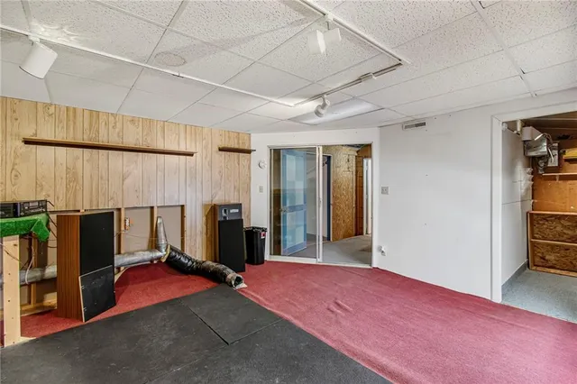 $269,900 | 6 West 15th Street, Carrollton, MO 64633