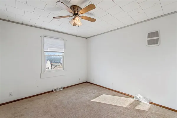 $269,900 | 6 West 15th Street, Carrollton, MO 64633