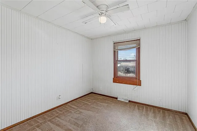 $269,900 | 6 West 15th Street, Carrollton, MO 64633