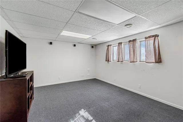 $269,900 | 6 West 15th Street, Carrollton, MO 64633