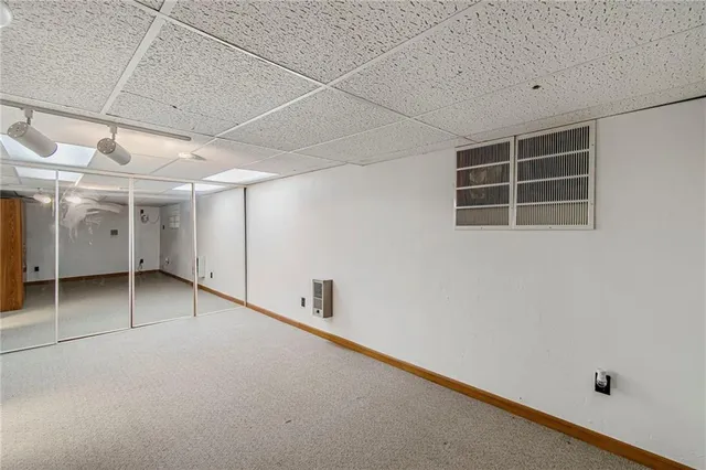 $269,900 | 6 West 15th Street, Carrollton, MO 64633