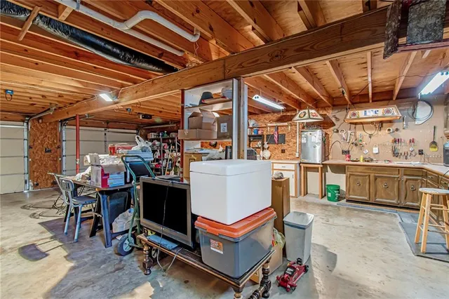 $269,900 | 6 West 15th Street, Carrollton, MO 64633