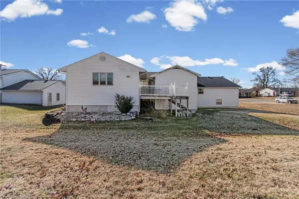 $269,900 | 6 West 15th Street, Carrollton, MO 64633