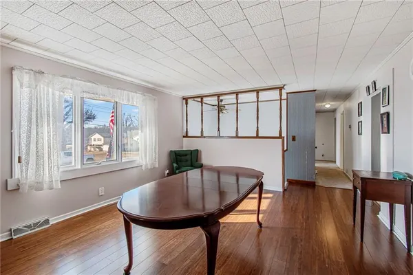 $269,900 | 6 West 15th Street, Carrollton, MO 64633