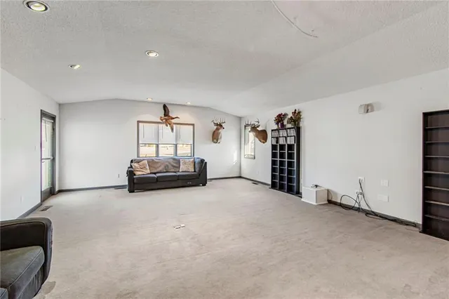 $269,900 | 6 West 15th Street, Carrollton, MO 64633