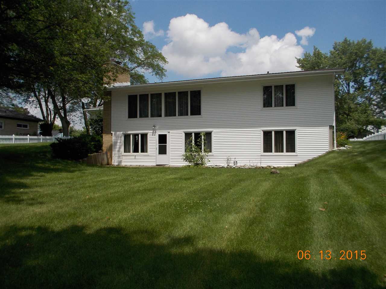 412 Limberlost Trail Decatur, IN 46733 - Photo 3 of 27 Gallery Image 3