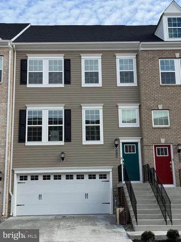 $3,395 | 1715 Water Xing Road, Baltimore, MD 21208