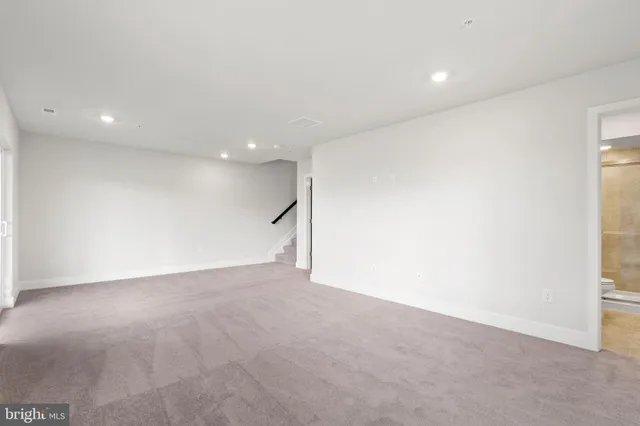 $3,395 | 1715 Water Xing Road, Baltimore, MD 21208