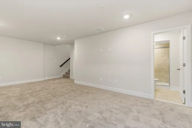 $3,395 | 1715 Water Xing Road, Baltimore, MD 21208