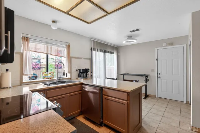 $519,000 | 773 Peregrine Way, Vacaville, CA 95687