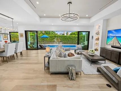 $3,399,000 | 2408 Northeast 27th Avenue, Fort Lauderdale, FL 33305
