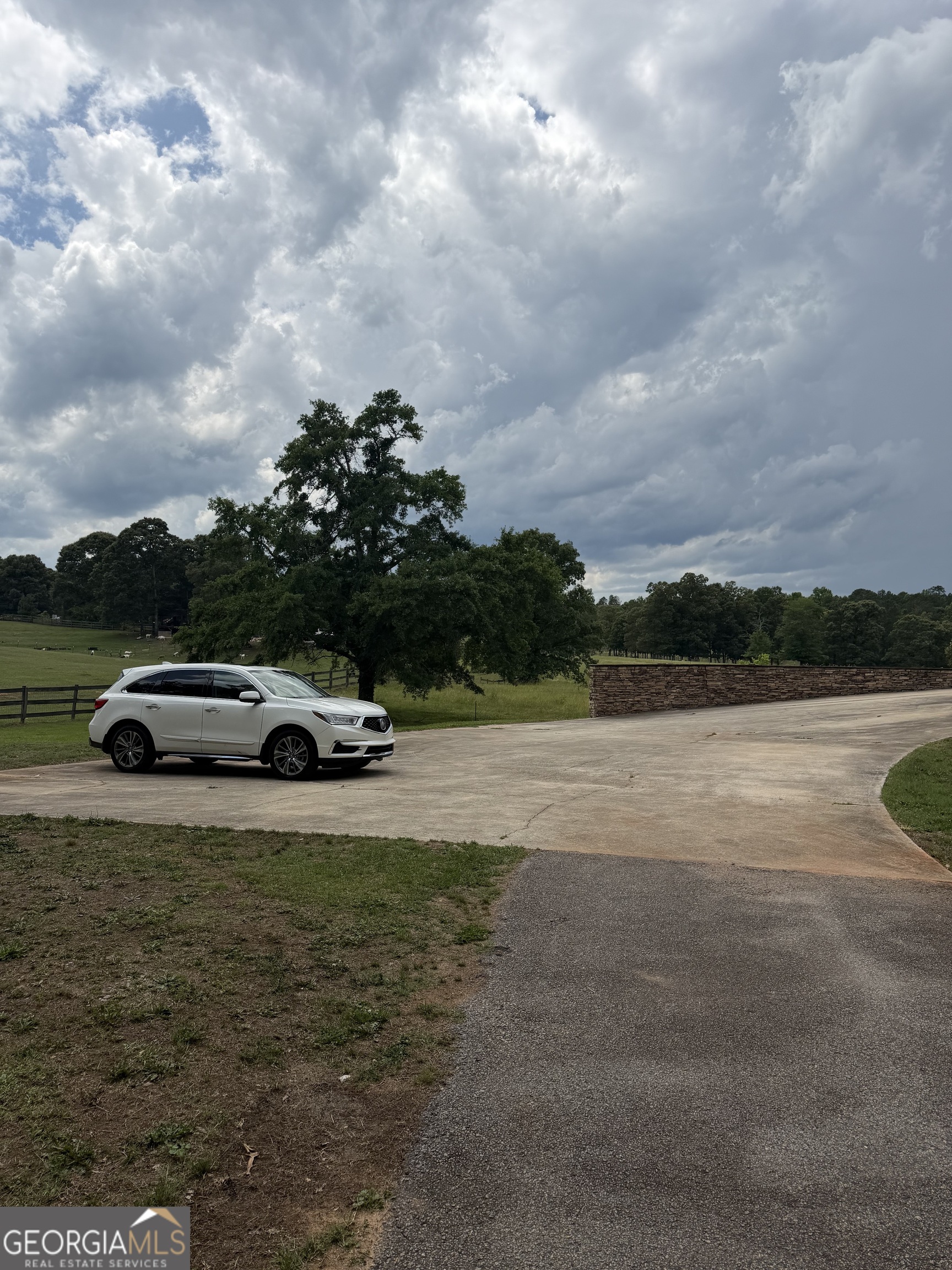 302 Norris Road Barnesville, GA 30204 - Photo 11 of 65