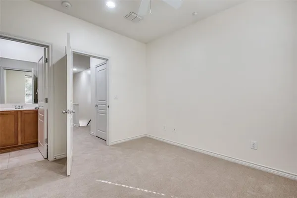 $3,200 | 4225 McKinney Avenue, Unit 11, Dallas, TX 75205