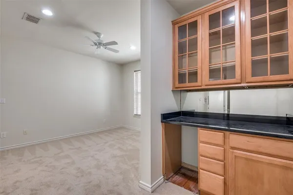 $3,200 | 4225 McKinney Avenue, Unit 11, Dallas, TX 75205