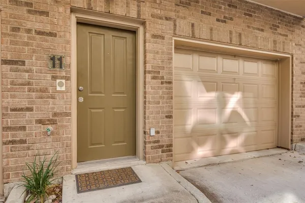 $3,200 | 4225 McKinney Avenue, Unit 11, Dallas, TX 75205