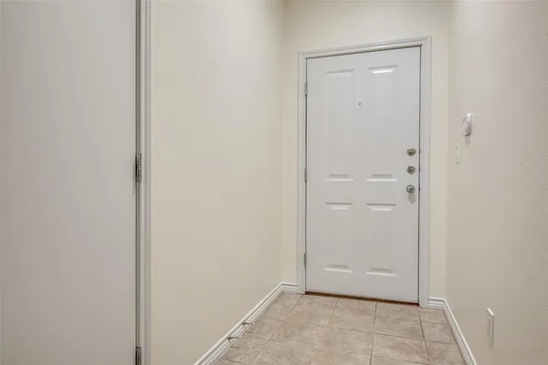 $3,200 | 4225 McKinney Avenue, Unit 11, Dallas, TX 75205