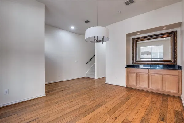 $3,200 | 4225 McKinney Avenue, Unit 11, Dallas, TX 75205