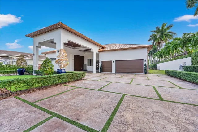 $3,750,000 | 3585 Southwest 129th Avenue, Miami, FL 33175