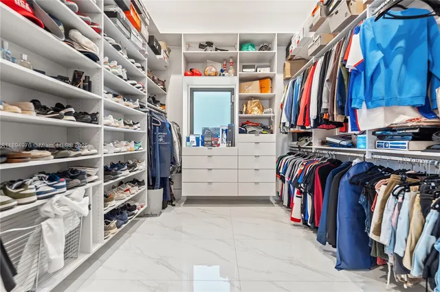 $3,750,000 | 3585 Southwest 129th Avenue, Miami, FL 33175