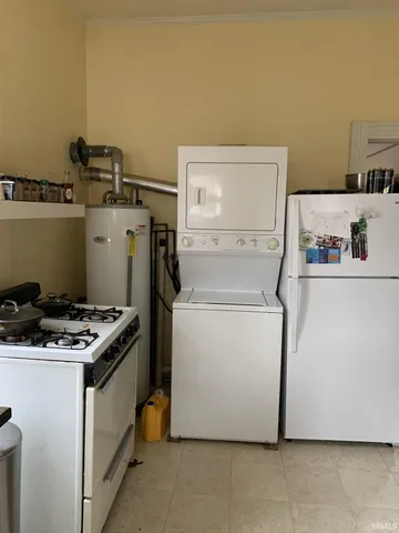 $825 | 318 South Euclid Avenue, Unit 2, Bloomington, IN 47403