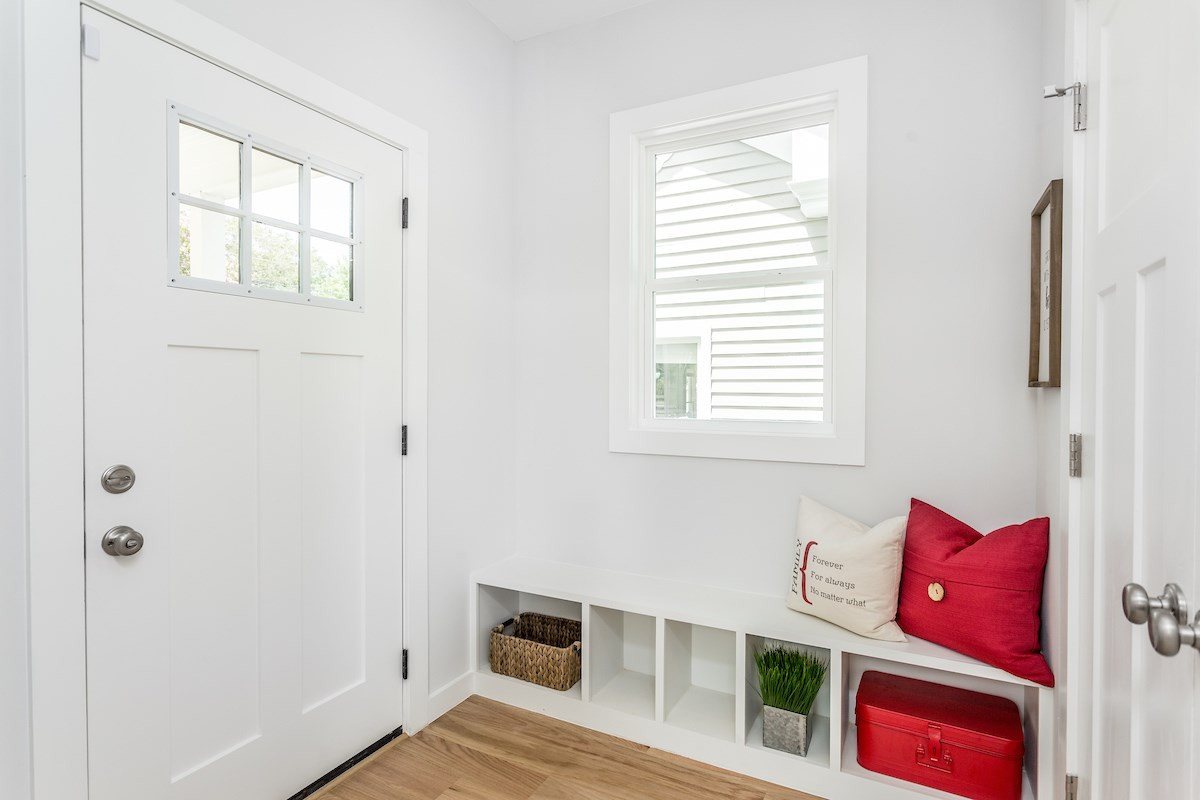 709 South East Street Raleigh, NC 27601 - Photo 4 of 30 Entry