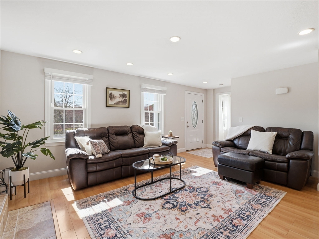 79 Garrison Road Chelmsford, MA 01824 - Photo 3 of 42