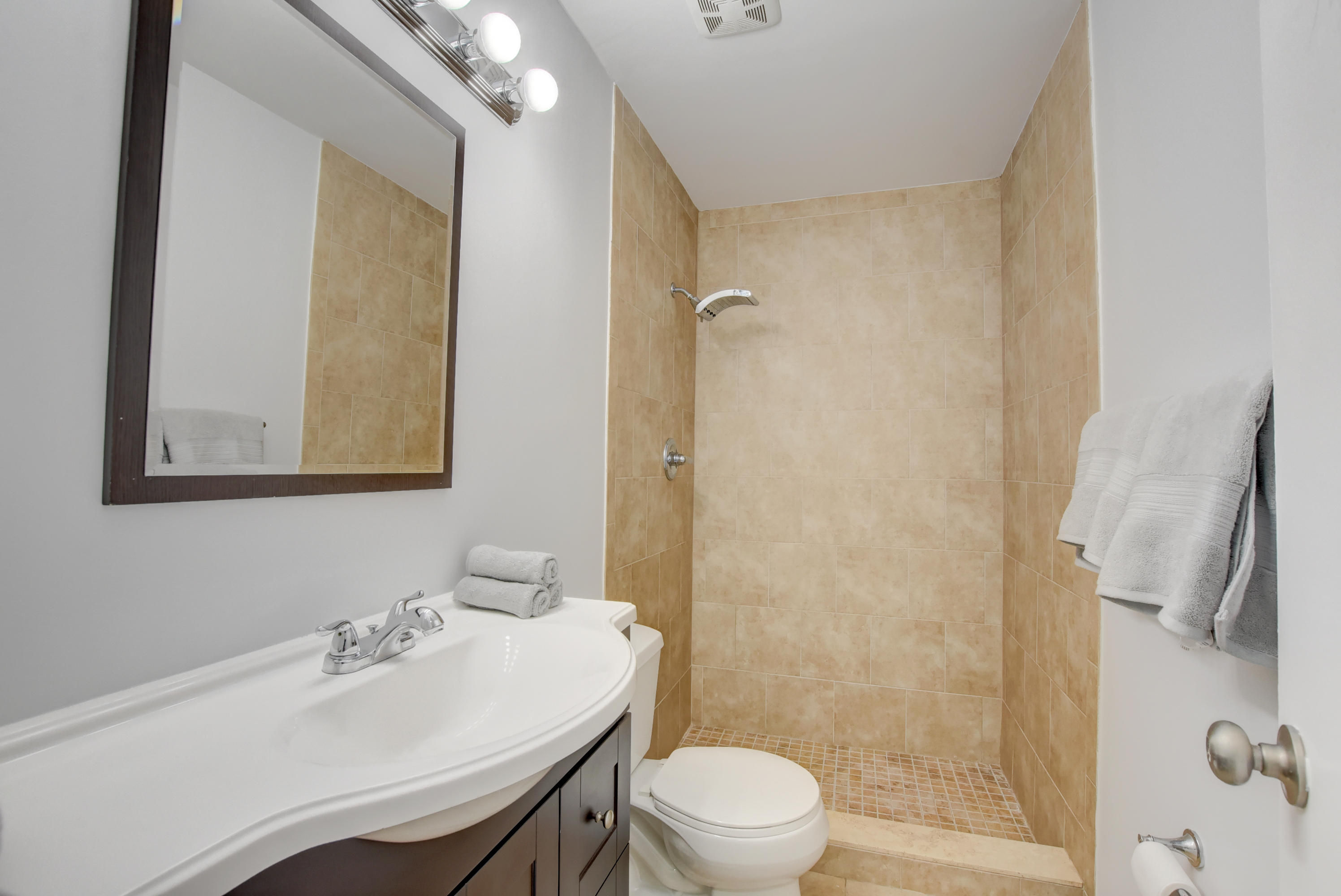 231 Gregory Road West Palm Beach, FL 33405 - Photo 16 of 37 TC 231 Gregory Rd-19
