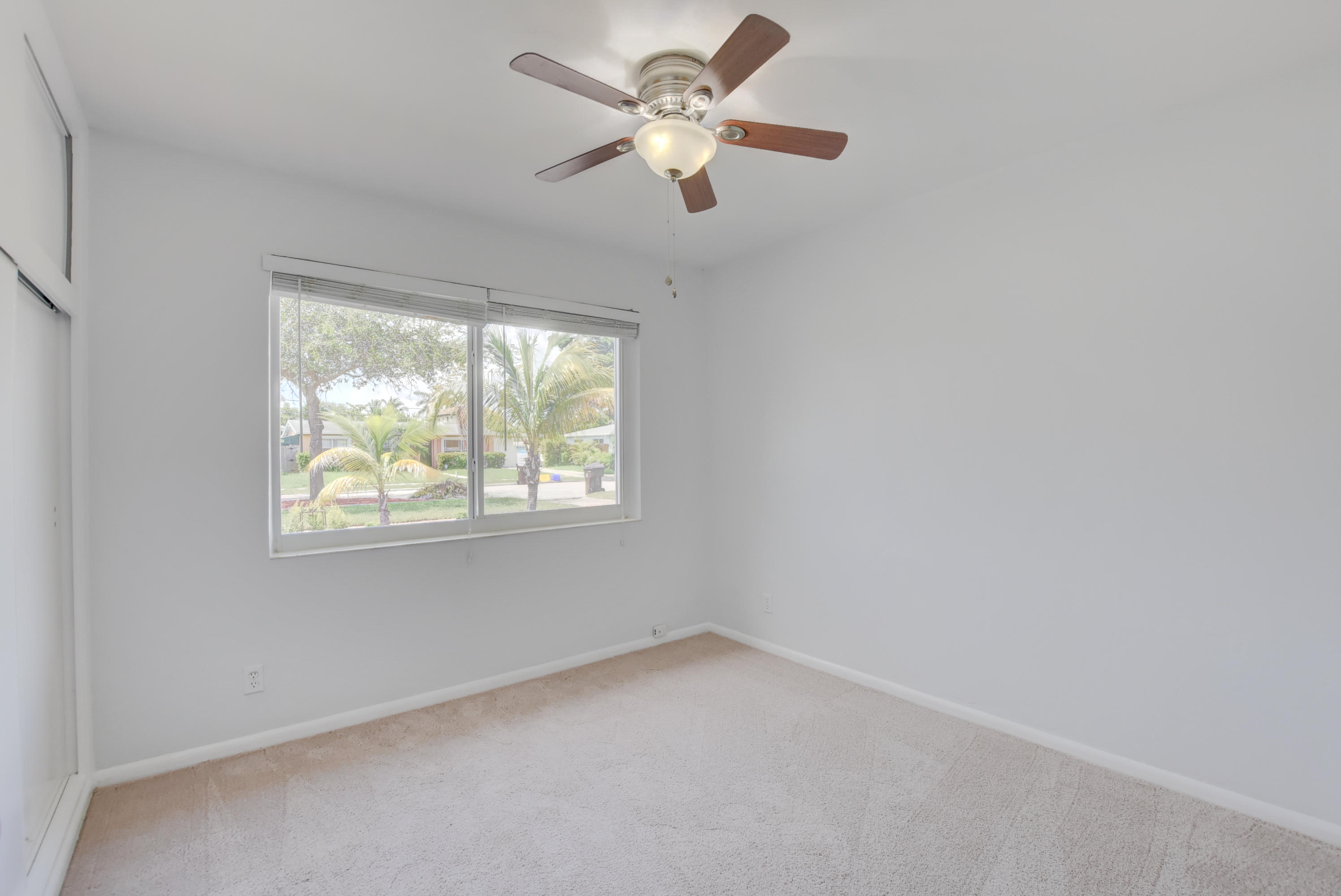 231 Gregory Road West Palm Beach, FL 33405 - Photo 18 of 37 TC 231 Gregory Rd-21