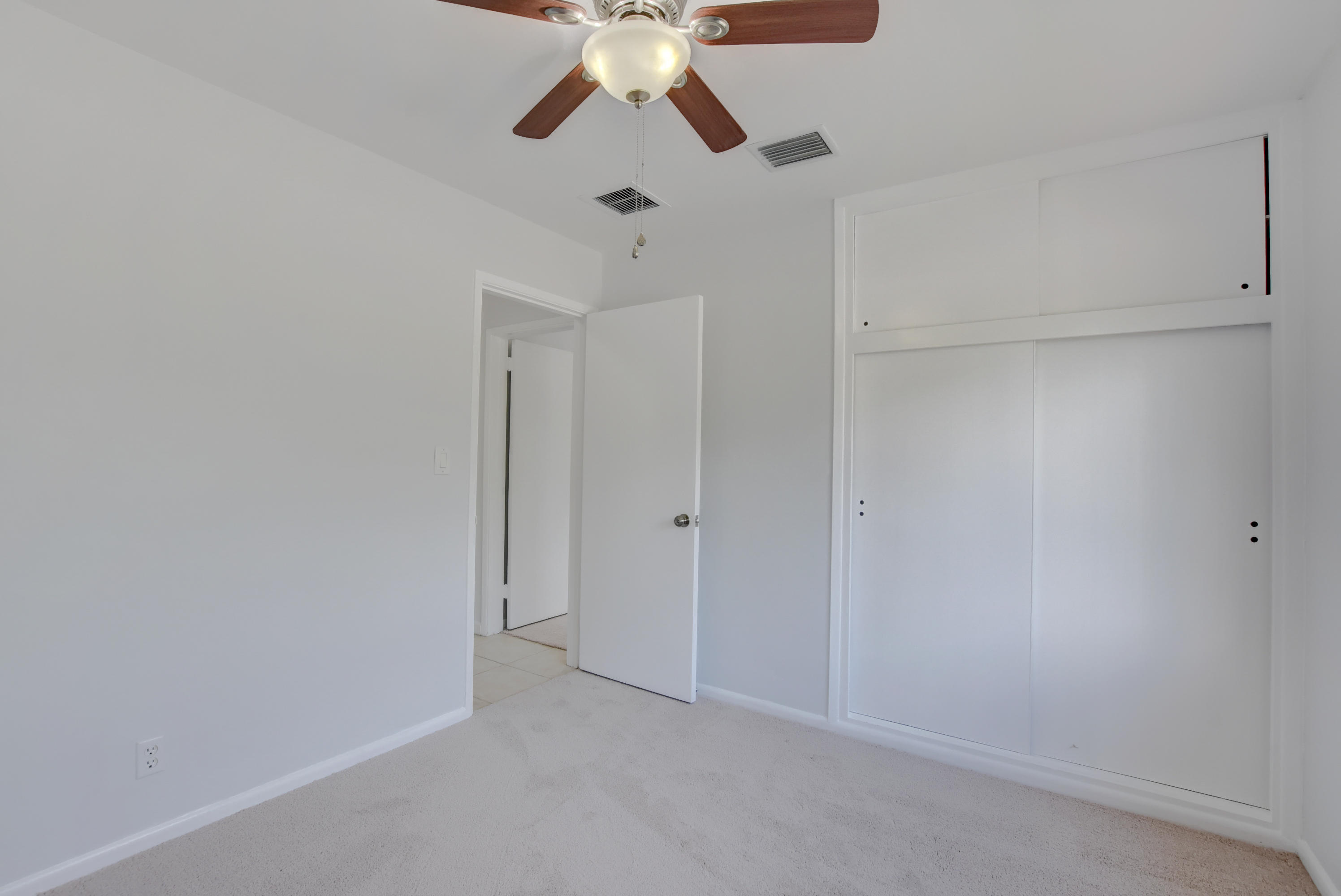 231 Gregory Road West Palm Beach, FL 33405 - Photo 19 of 37 TC 231 Gregory Rd-22