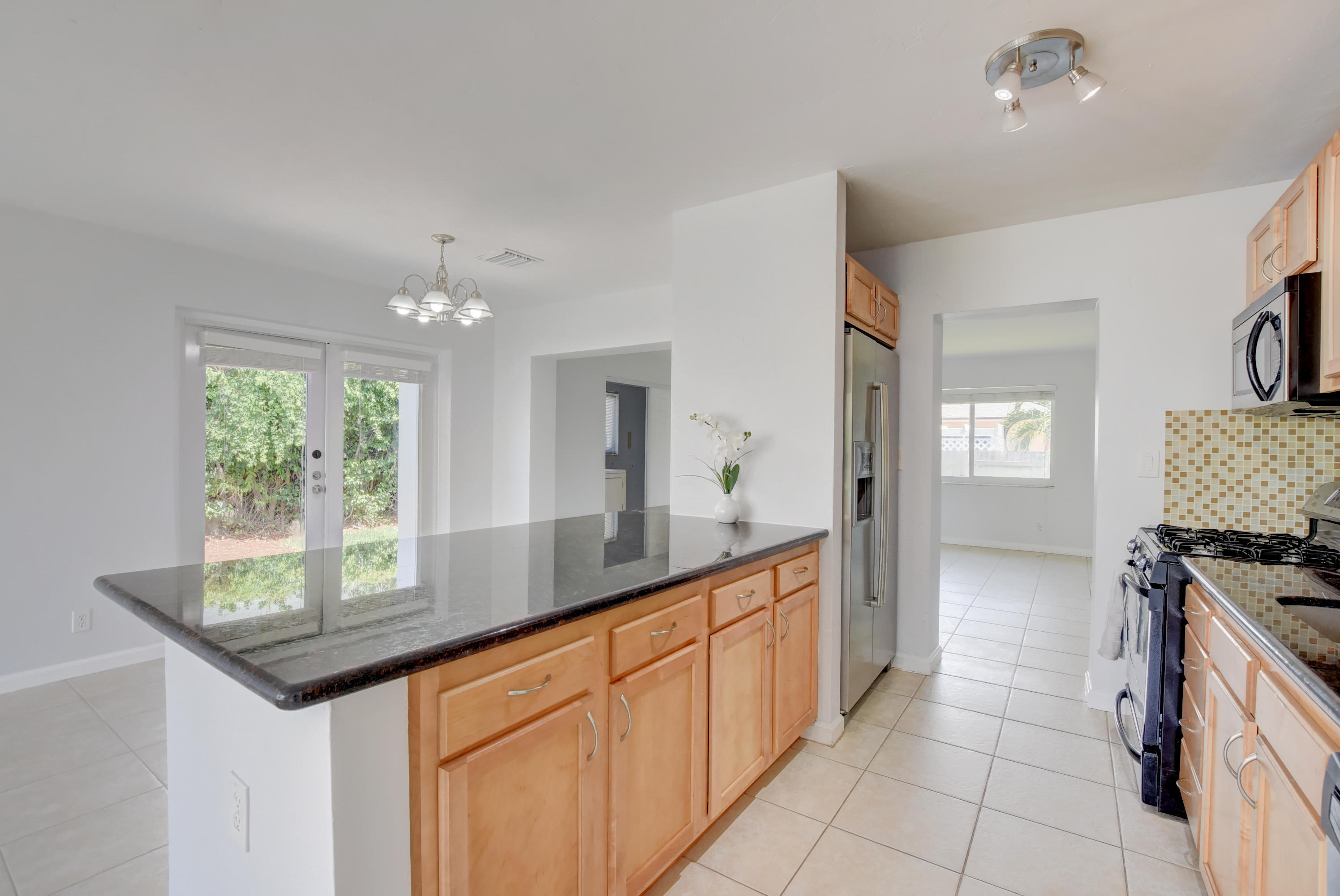 231 Gregory Road West Palm Beach, FL 33405 - Photo 8 of 37 TC 231 Gregory Rd-10
