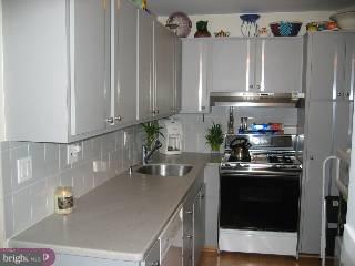 1706 Danforth Street Philadelphia, PA 19152 - Photo 3 of 6 Gallery Image 3