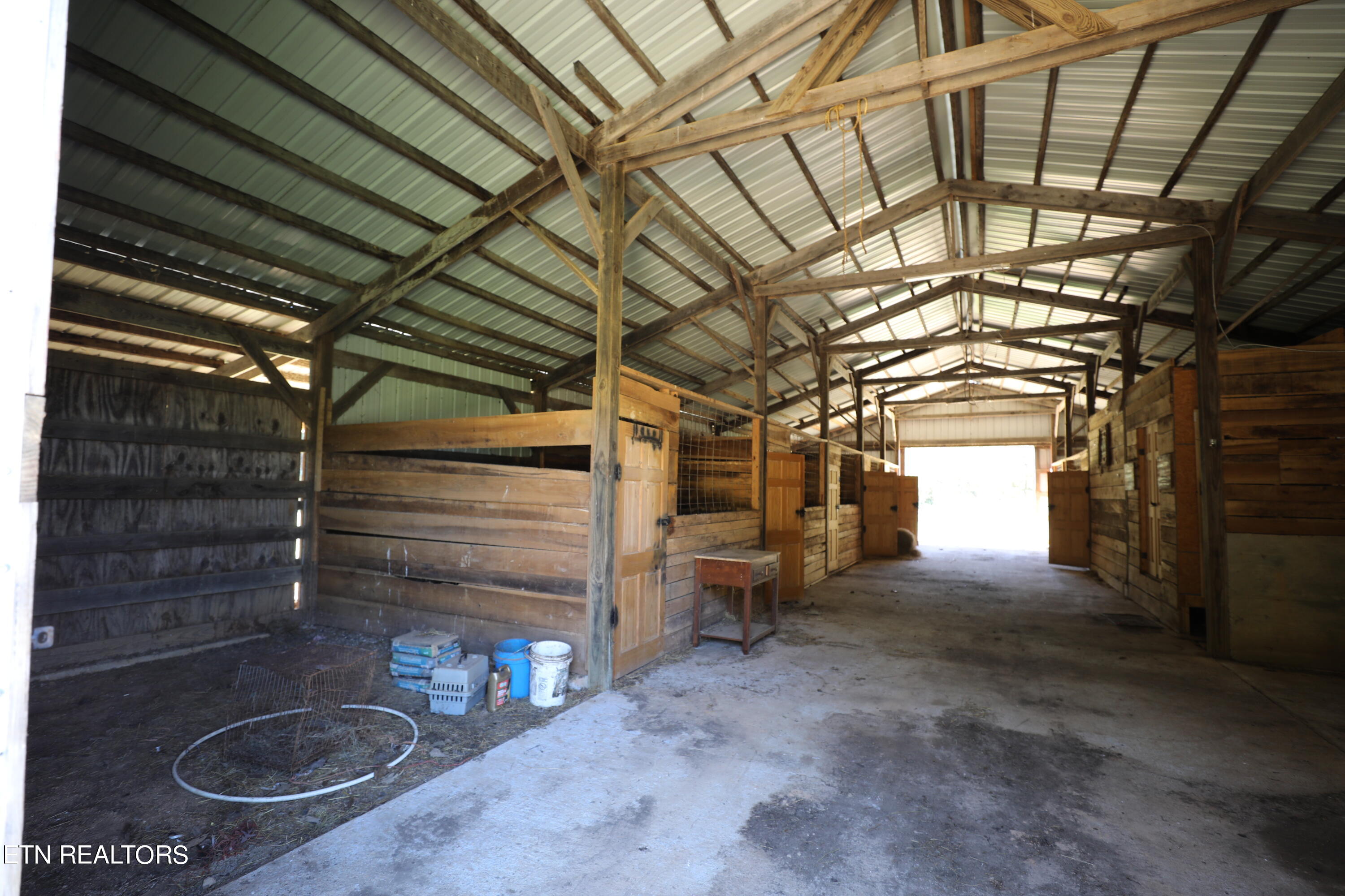 222 Summit Road Madisonville, TN 37354 - Photo 18 of 46 144A4290