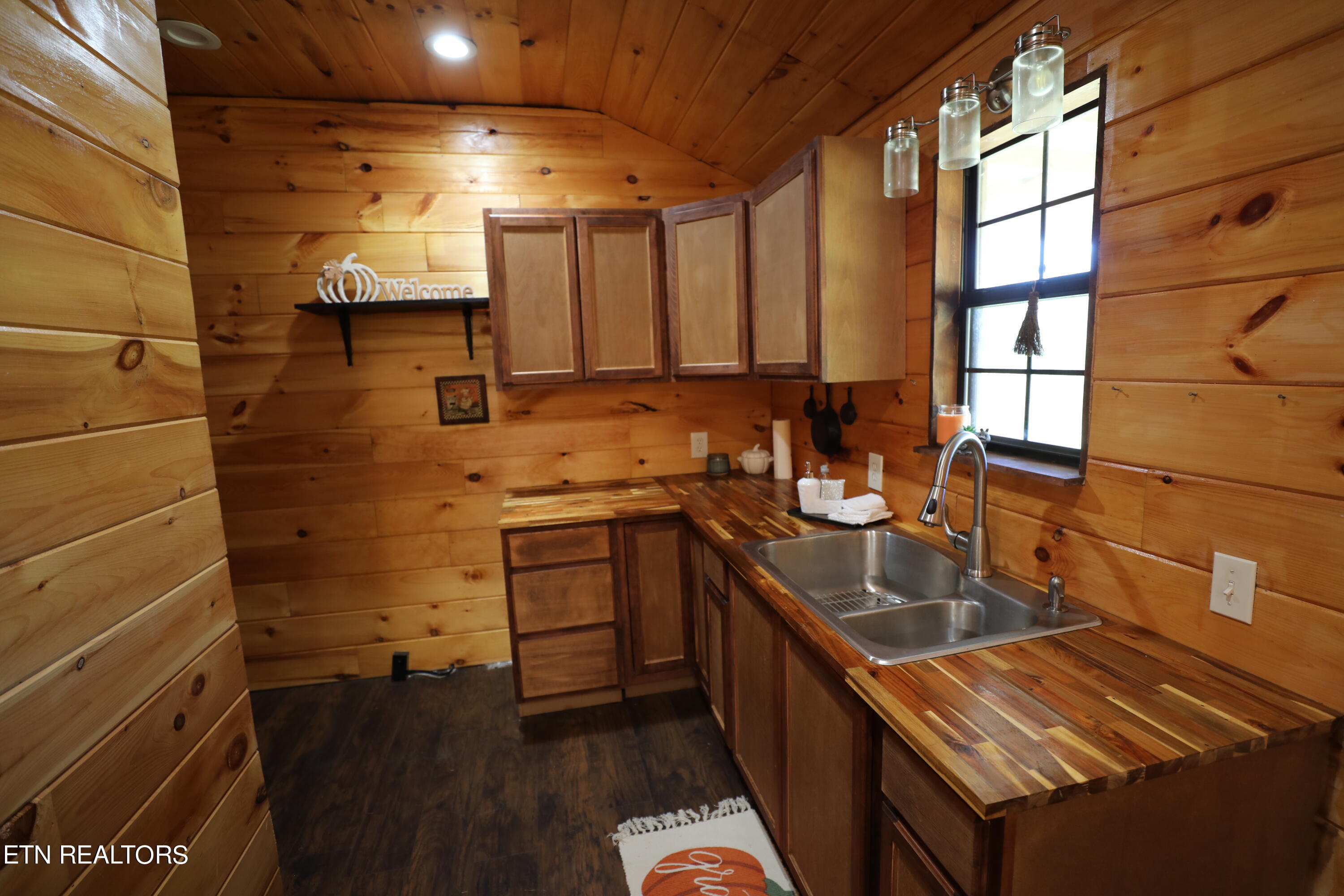 222 Summit Road Madisonville, TN 37354 - Photo 44 of 46 144A4265