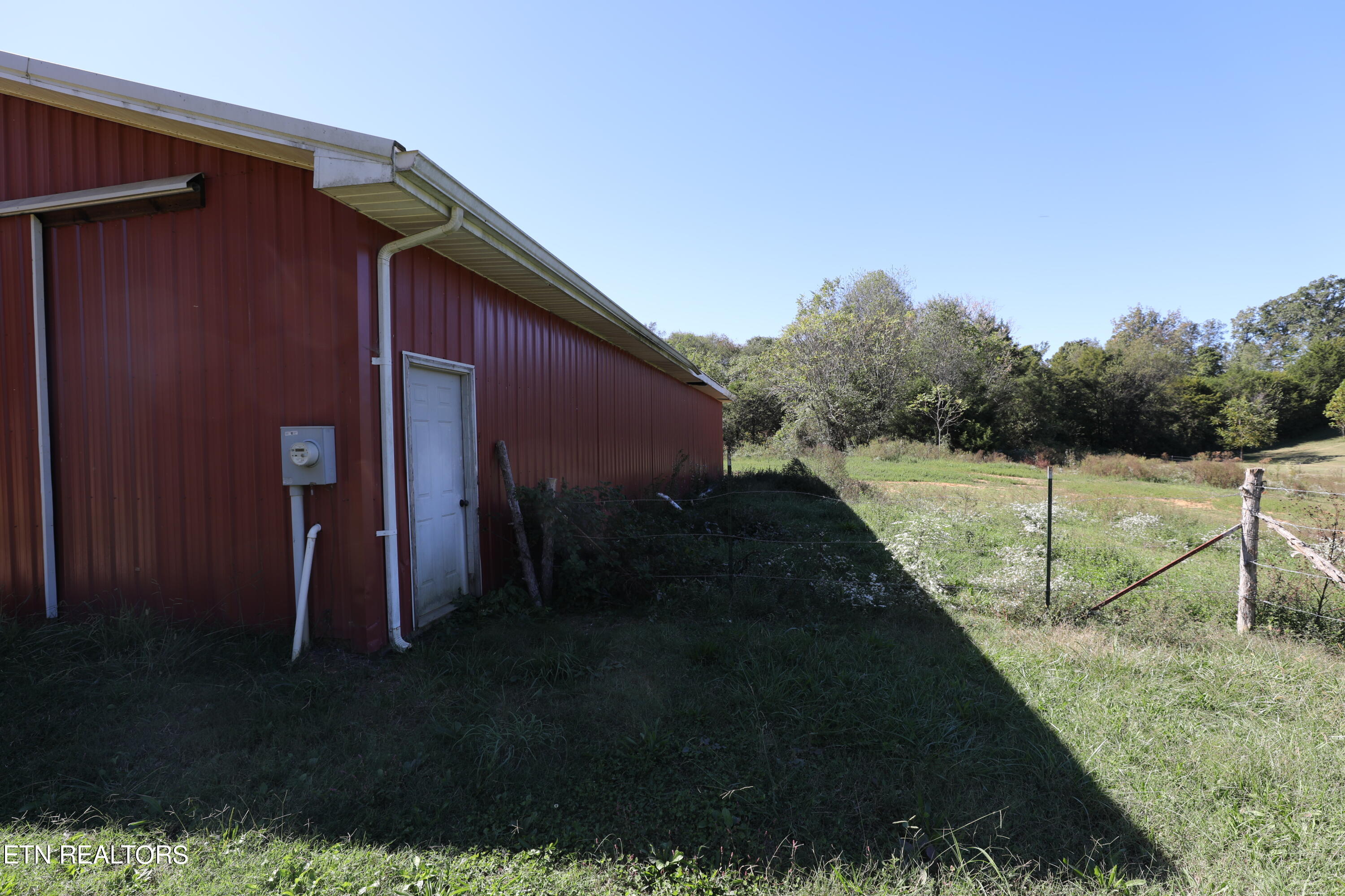 222 Summit Road Madisonville, TN 37354 - Photo 9 of 46 144A4295