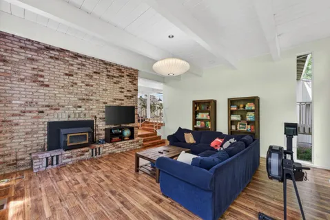 $1,700,000 | 450 Vine Hill Road, Santa Cruz, CA 95065