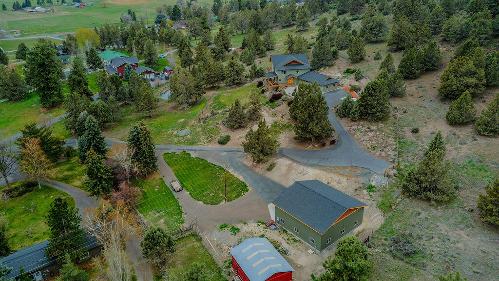 3020 Vale Road Klamath Falls, OR 97603 - Photo 11 of 49 v49